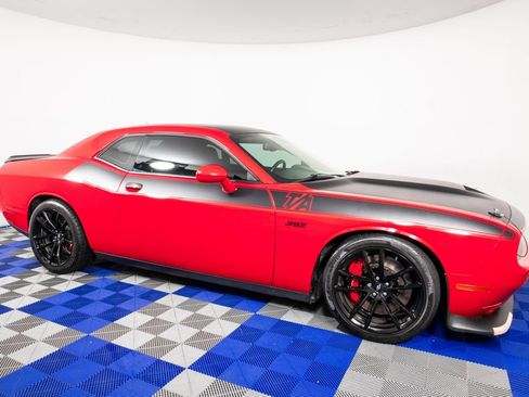 Used 2022 Dodge Challenger R/T Scat Pack w/ T/A Package RWD image 4