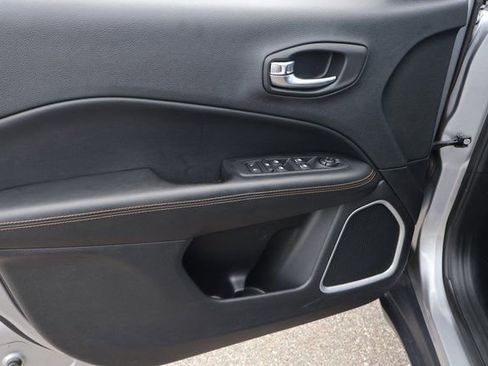 Used 2019 Jeep Compass Limited image 10