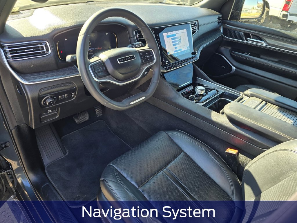 Used 2024 Jeep Wagoneer L Series II w/ Flexible Seating Group AWD/4WD image 2