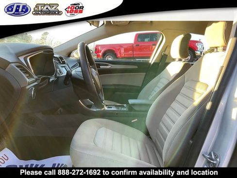 Used 2018 Ford Fusion S image 10