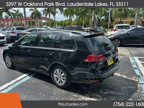Used 2016 Volkswagen Golf S FWD image 8
