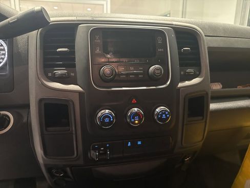 Used 2014 RAM 1500 Express image 11