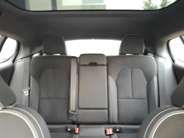 Used 2022 Volvo C40 P8 Recharge Ultimate AWD/4WD image 36