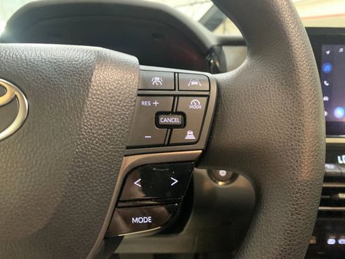 Used 2026 Toyota Camry LE FWD image 28