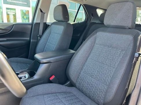 Used 2023 Chevrolet Equinox LT AWD/4WD image 24