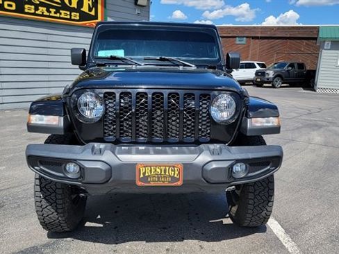 Used 2021 Jeep Gladiator Sport AWD/4WD image 3