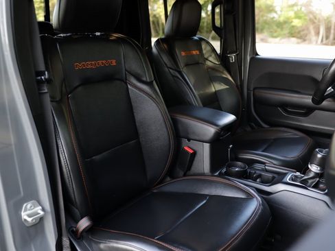 Used 2023 Jeep Gladiator Mojave w/ LED Lighting Group image 33