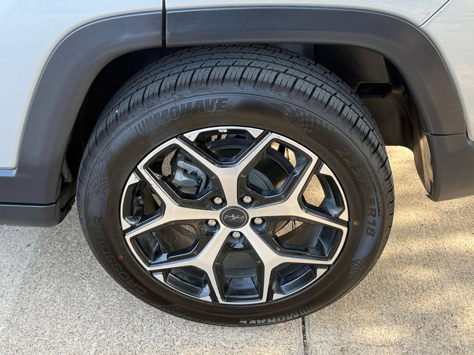 Used 2025 Jeep Compass Limited AWD/4WD image 29