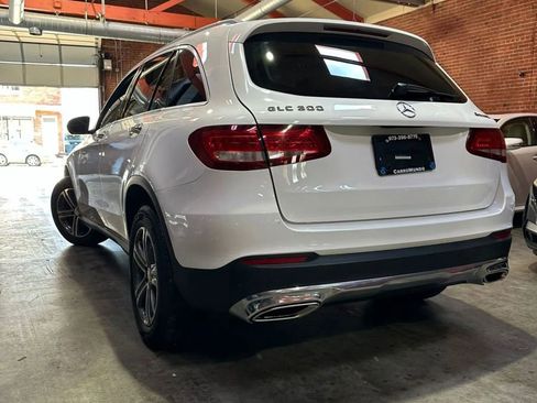 Used 2016 Mercedes-Benz GLC 300 4MATIC image 4