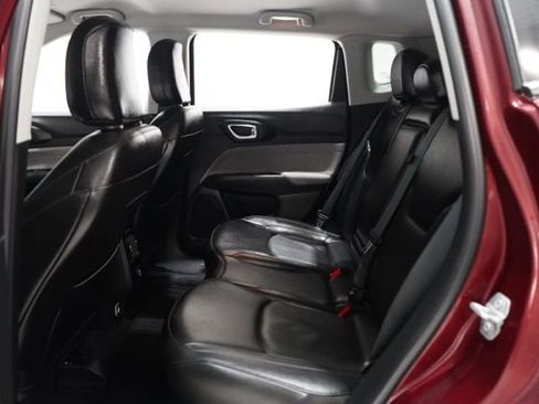 Used 2022 Jeep Compass Latitude image 33