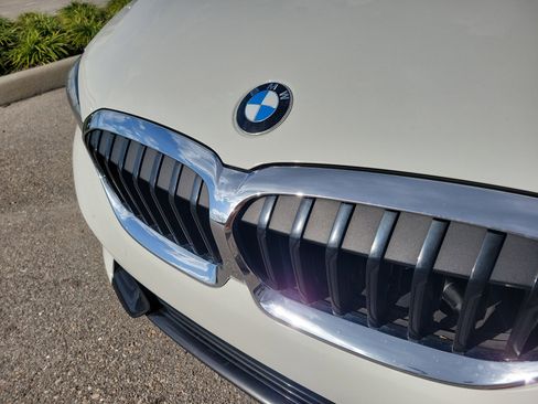 Used 2020 BMW 330i Sedan w/ Convenience Package image 7