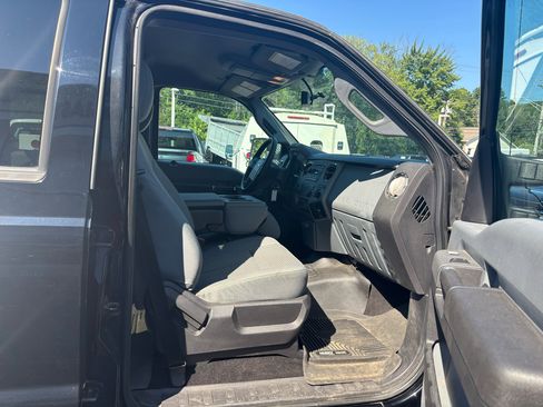 Used 2016 Ford F350 XLT w/ XLT Value Package image 45