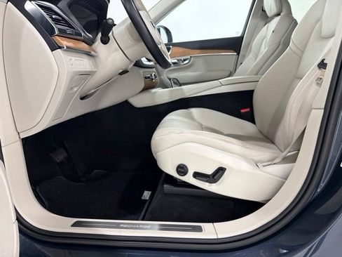 Used 2022 Volvo XC90 T8 Inscription Expression w/ Climate Package AWD/4WD image 14
