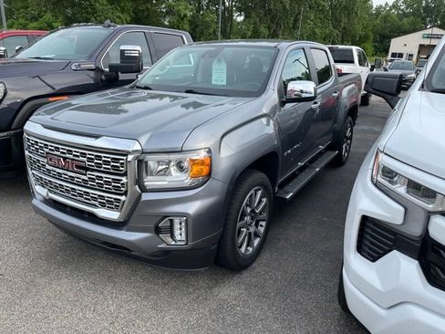 Used 2022 GMC Canyon Denali AWD/4WD image 2