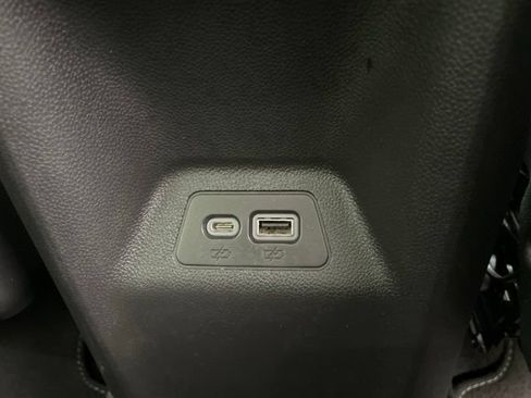 Used 2022 Buick Envision Preferred FWD image 39