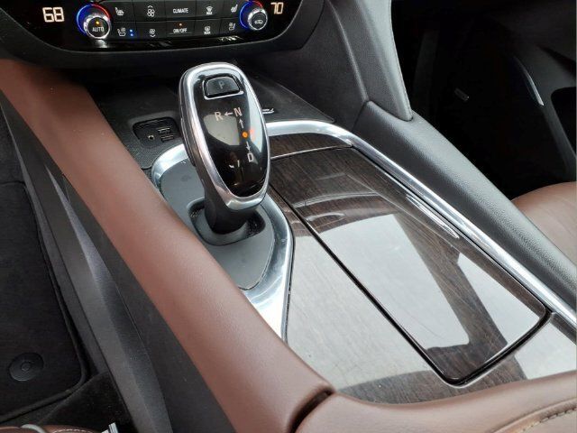 Used 2020 Buick Enclave Avenir w/ Avenir Technology Package AWD/4WD image 25