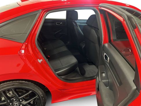 Used 2025 Honda Civic Sport image 18