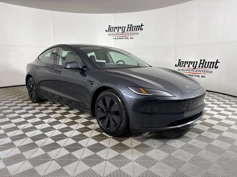 Used 2025 Tesla Model 3 Long Range RWD image 3
