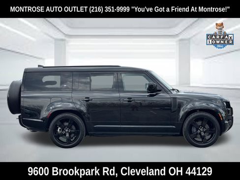 Used 2023 Land Rover Defender 130 X-Dynamic SE AWD/4WD image 3