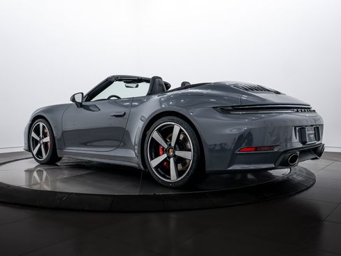 New 2026 Porsche 911 Carrera 4S image 3