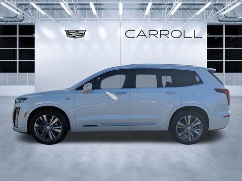 Used 2022 Cadillac XT6 Premium Luxury image 6