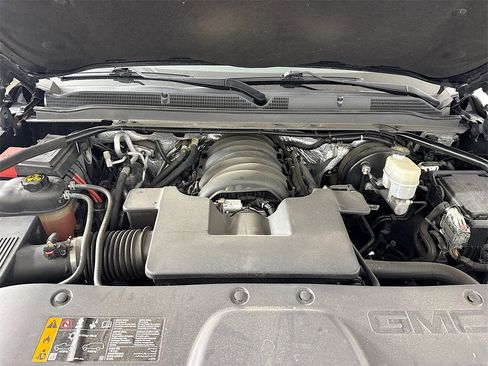 Used 2018 GMC Yukon Denali w/ Denali Ultimate Package image 34