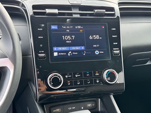 Used 2023 Hyundai Santa Cruz SEL w/ Activity Package AWD/4WD image 7