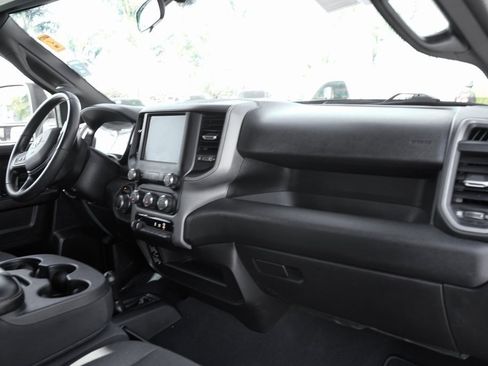 Used 2024 RAM 2500 Tradesman w/ Chrome Appearance Group image 41