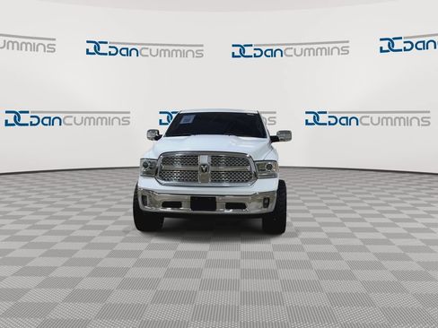 Used 2016 RAM 1500 Laramie w/ Convenience Group AWD/4WD image 4