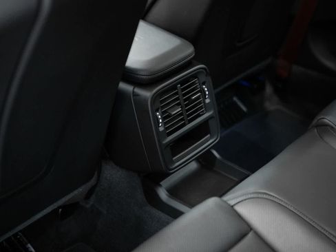 Certified 2026 Porsche Taycan GTS AWD/4WD image 31