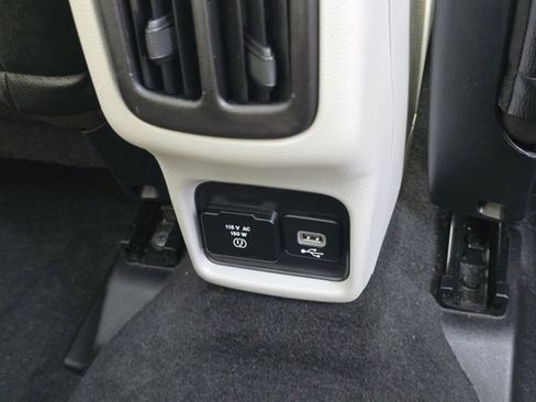 Used 2019 Jeep Compass Limited w/ Safety & Security Group image 30