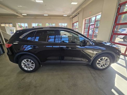 Used 2021 Ford Escape SE AWD/4WD image 7