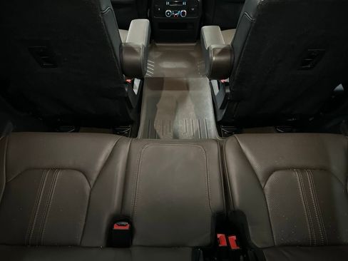 Used 2020 Ford Expedition King Ranch AWD/4WD image 55
