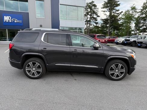 Used 2017 GMC Acadia Denali w/ LPO, Floor Liner Package AWD/4WD image 10