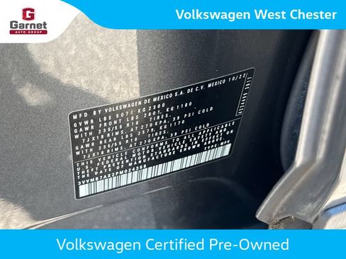 Certified 2023 Volkswagen Tiguan SE w/ Panoramic Sunroof Package AWD/4WD image 15