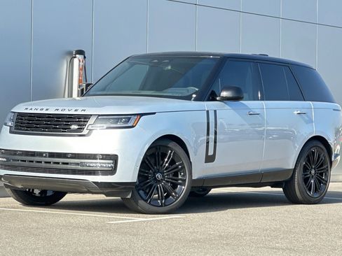 New 2025 Land Rover Range Rover SE image 1