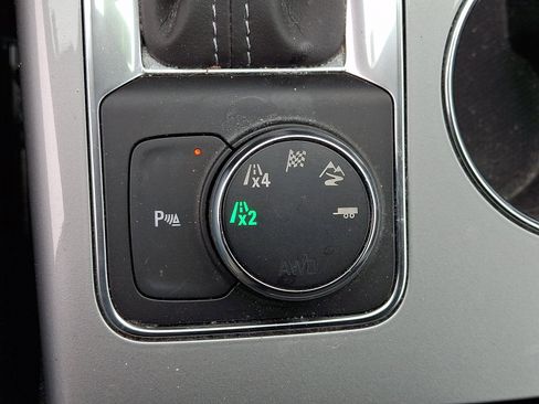 Used 2019 Chevrolet Blazer LT AWD/4WD image 26