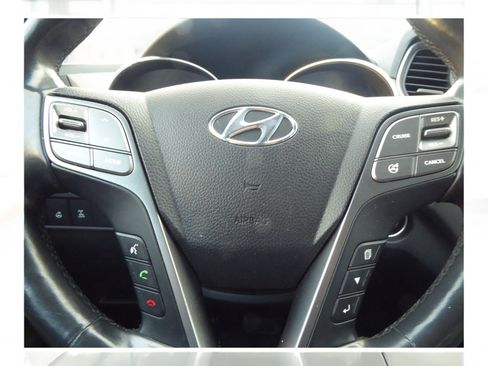 Used 2013 Hyundai Santa Fe Sport image 11