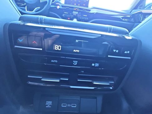 Certified 2022 Acura MDX SH-AWD w/ Technology Package image 23