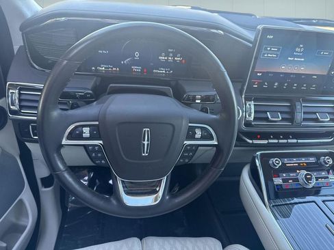 Certified 2023 Lincoln Navigator Black Label AWD/4WD image 19