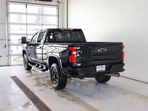 Used 2022 Chevrolet Silverado 3500 LTZ w/ LTZ Plus Package image 8