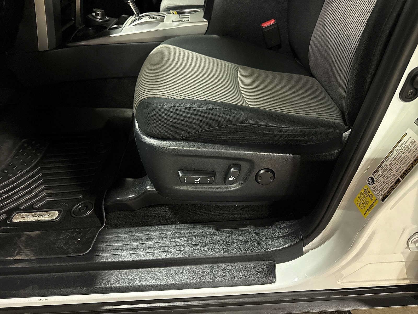 Certified 2024 Toyota 4Runner SR5 AWD/4WD image 24