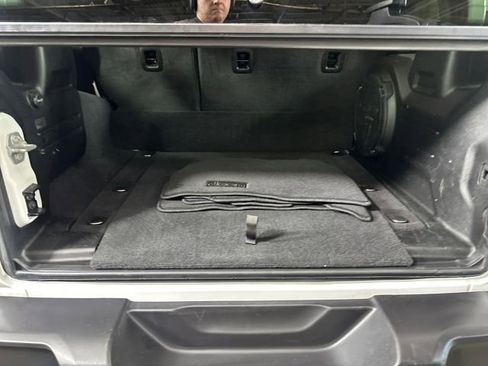 Used 2023 Jeep Wrangler Unlimited w/ Cold Weather Group image 26