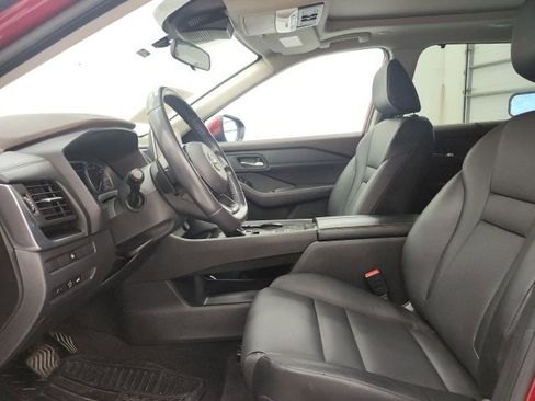 Used 2023 Nissan Rogue SV w/ SV Premium B Package image 13