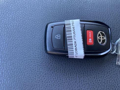 New 2026 Toyota Camry XLE AWD/4WD image 33