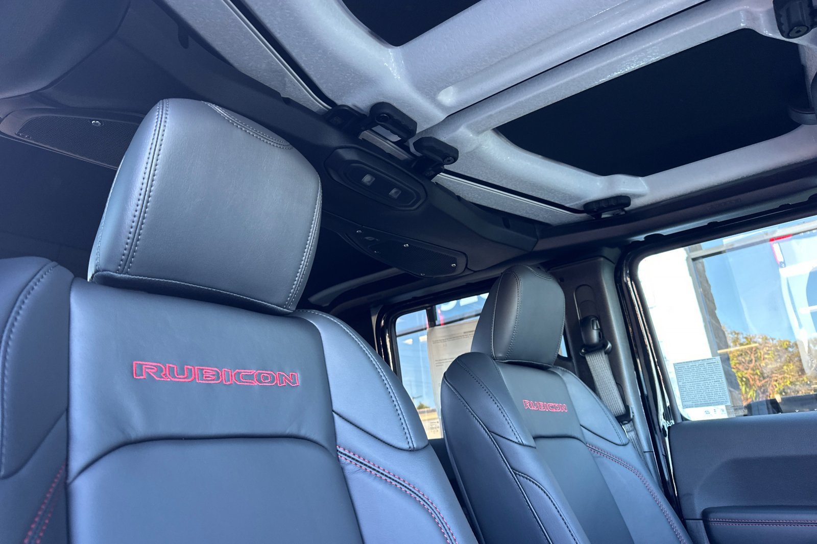 New 2027 Jeep Gladiator Rubicon AWD/4WD image 18