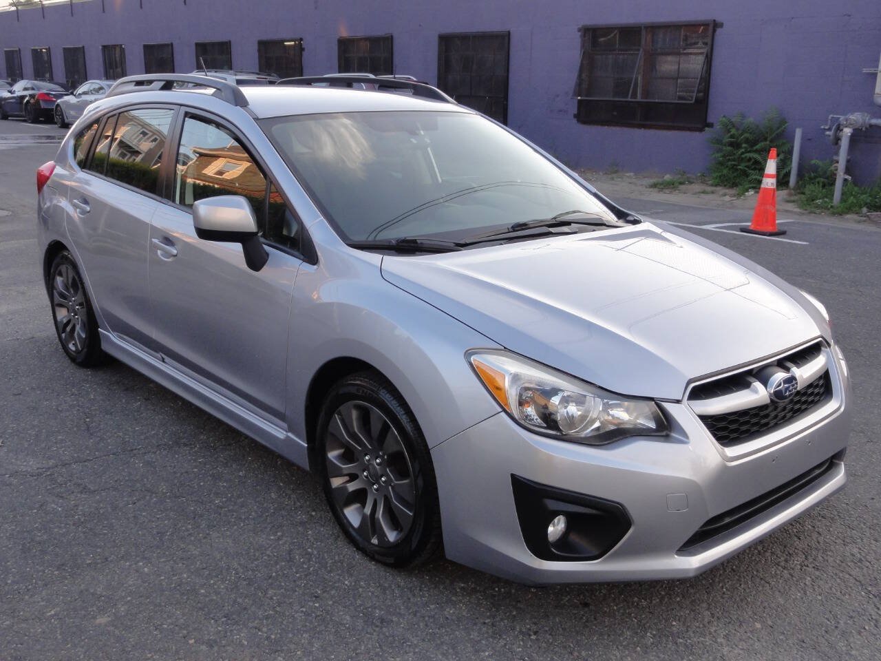 Used 2014 Subaru Impreza 2.0i Sport Premium AWD/4WD image 2
