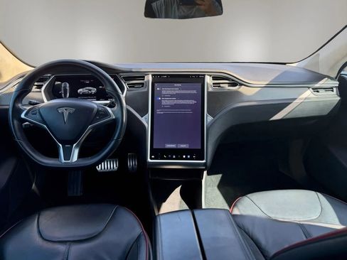 Used 2013 Tesla Model S Performance image 15