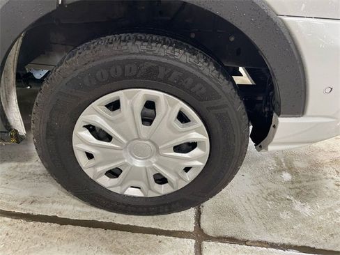 Used 2023 Ford Transit 350 XLT image 10