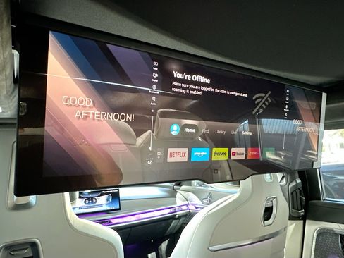 Certified 2023 BMW 760i xDrive image 27